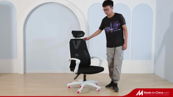 Móveis de escritório pretos com encosto alto e design moderno Silla Gamer Game Gaming Cadeira de corrida com apoio para os pés